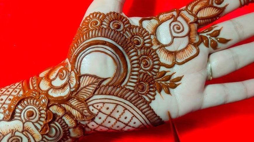 सुंदर और आसान मेहंदी डिजाइन ।  Simple Mehndi Design। मेहंदी डिजाइन फोटो